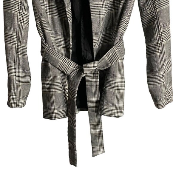 H&M Women's Black and White Plaid Belted Blazer Jacket - Picture 3 of 7